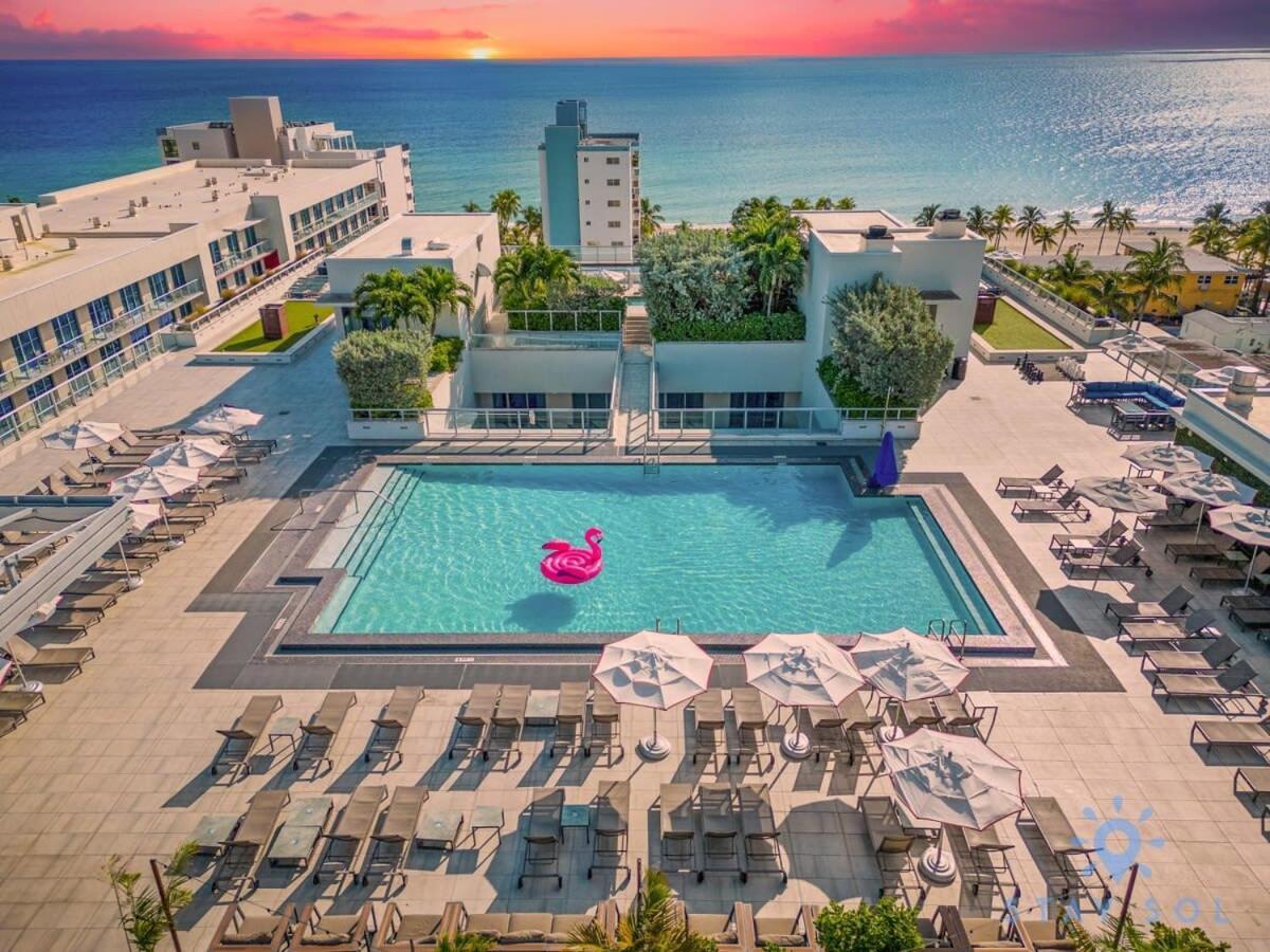 5 Beach Resort APT w FRONT BAY VIEW TERRACE UP TO 6 POOL Hollywood Exterior foto
