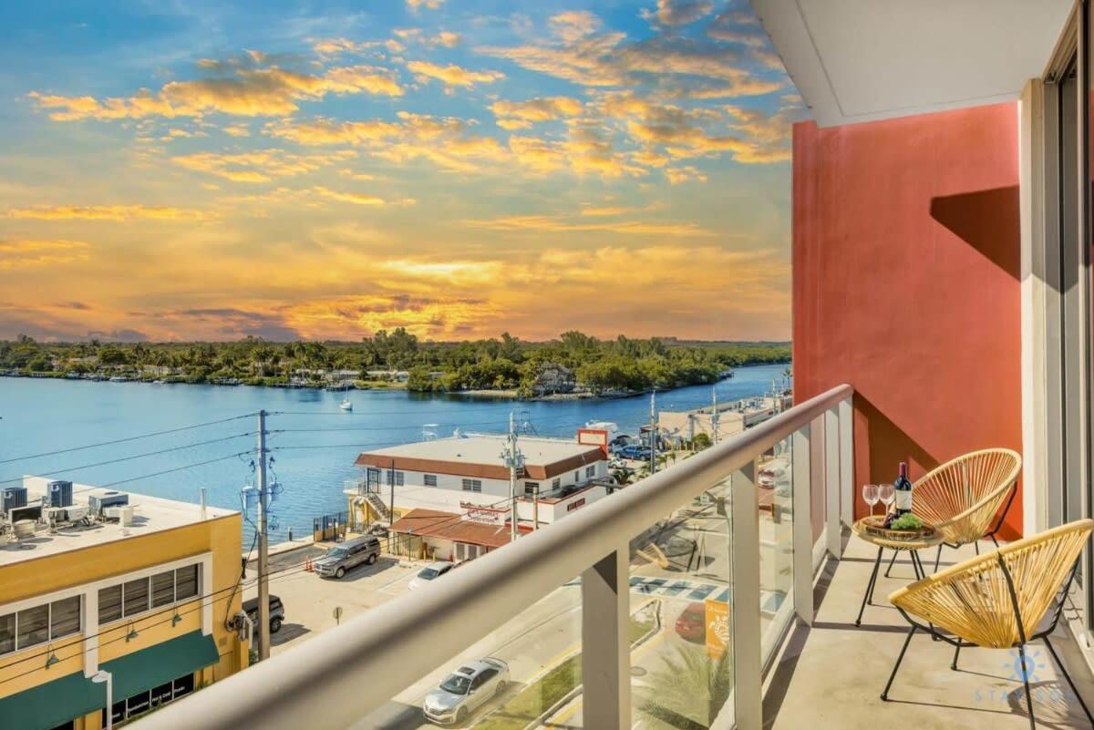 5 Beach Resort APT w FRONT BAY VIEW TERRACE UP TO 6 POOL Hollywood Exterior foto